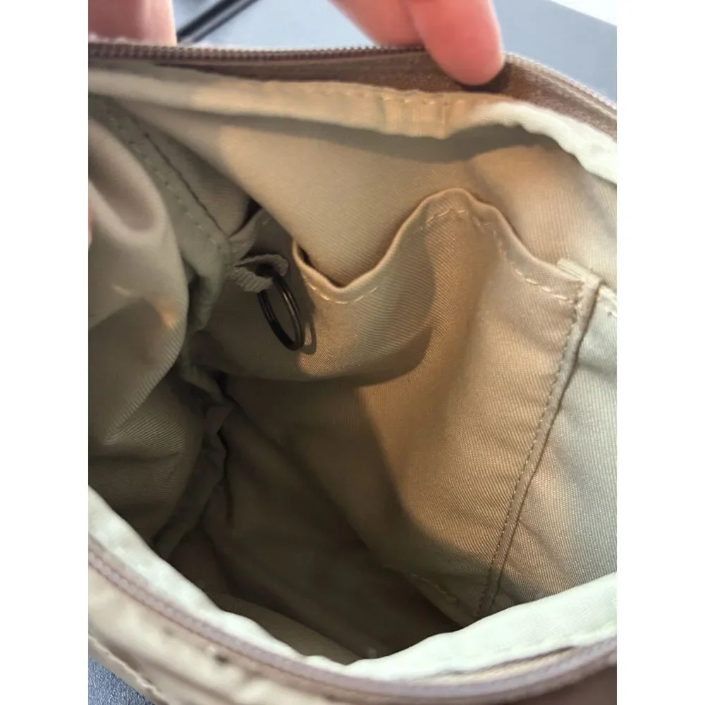 N/A pacsafe olive